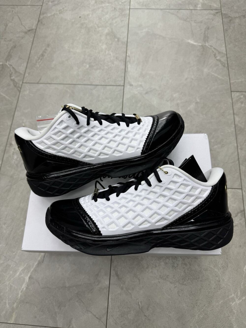Brand New Nike Kobe 3 Low Protro Mambacita White IQ3916-100 Size 9.5 Mens 🔥